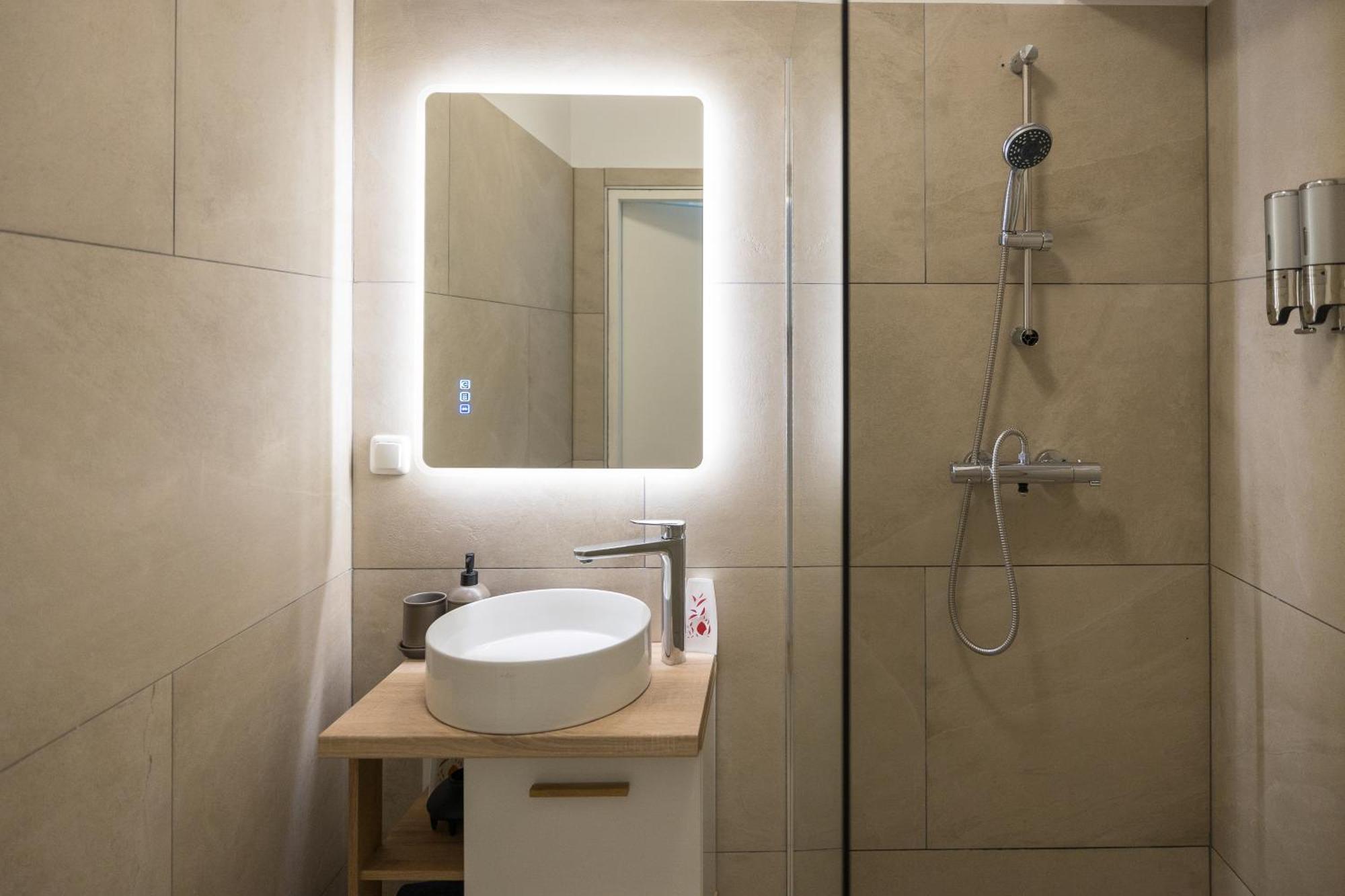 Retro Apartment In The City Center. فيينا المظهر الخارجي الصورة