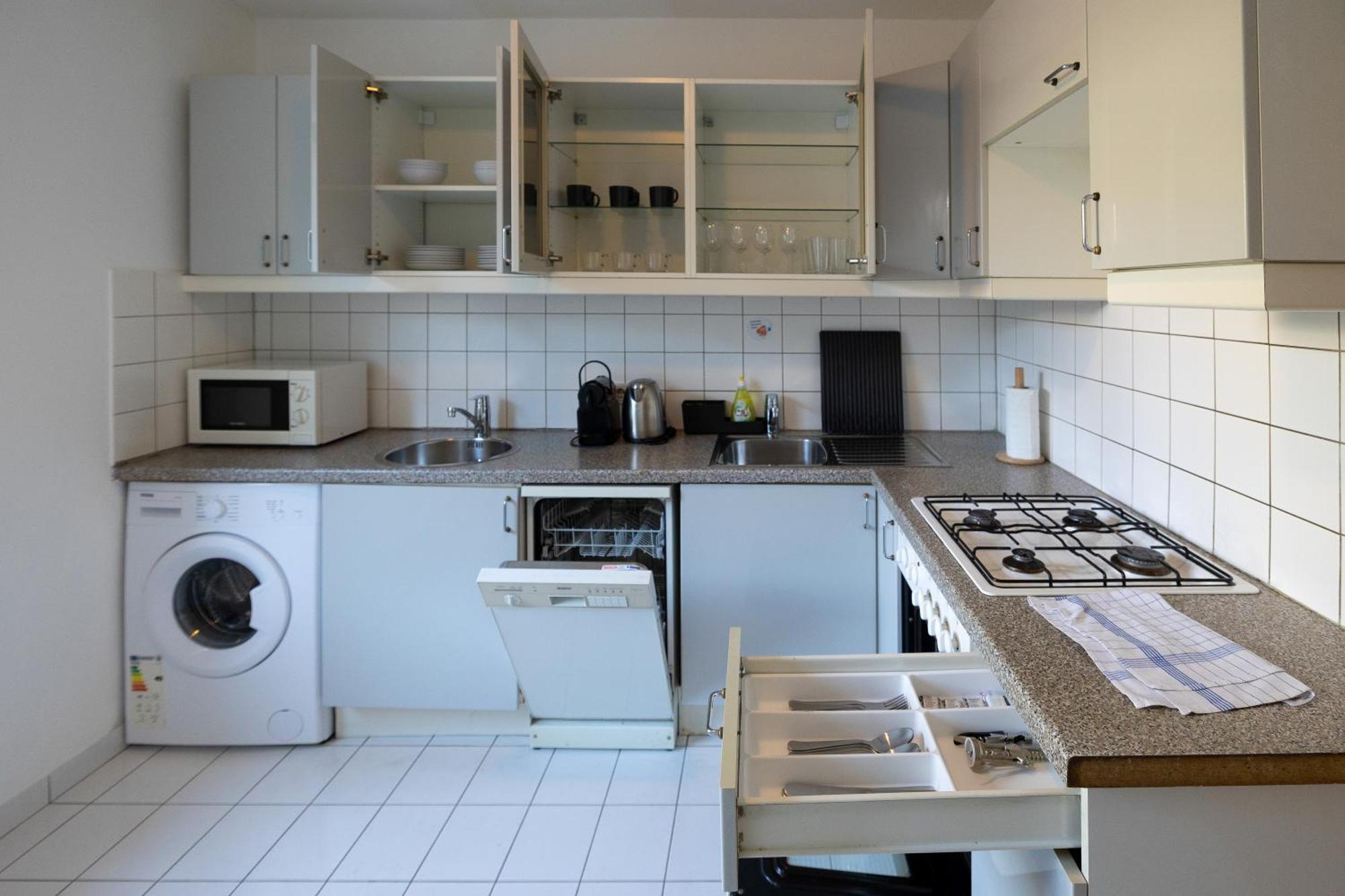 Retro Apartment In The City Center. فيينا المظهر الخارجي الصورة