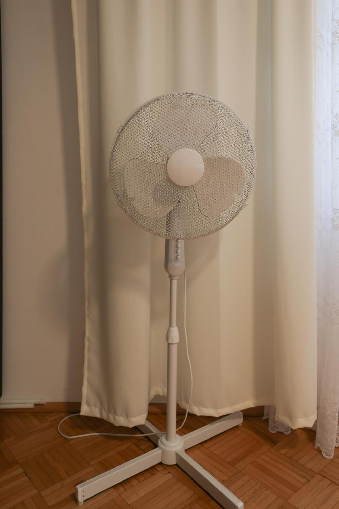 Retro Apartment In The City Center. فيينا المظهر الخارجي الصورة